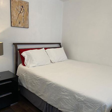 Beautiful Private Full Condo Brossard Esterno foto