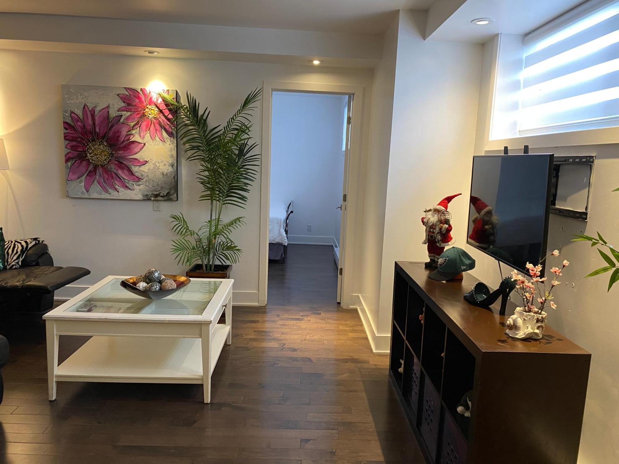 Beautiful Private Full Condo Brossard Esterno foto